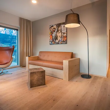 Boutique Coburg 斯拉德明