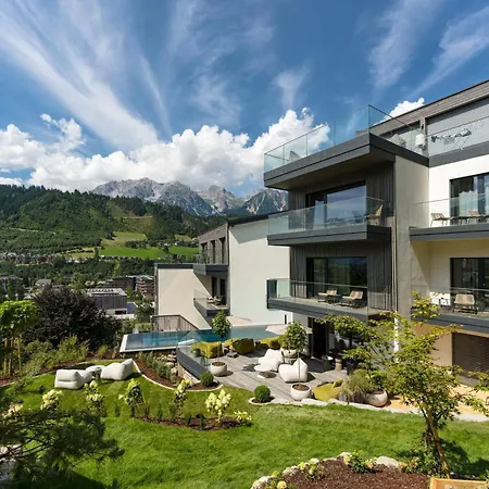 Boutique Coburg 4*