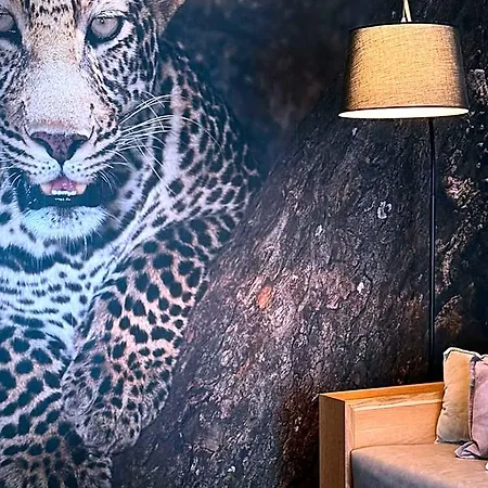 Boutique Coburg Aparthotel 4*